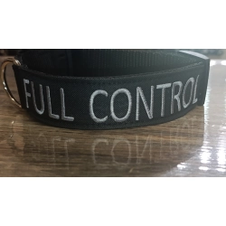 obroża FULL CONTROL czarna taśma +srebrny haft